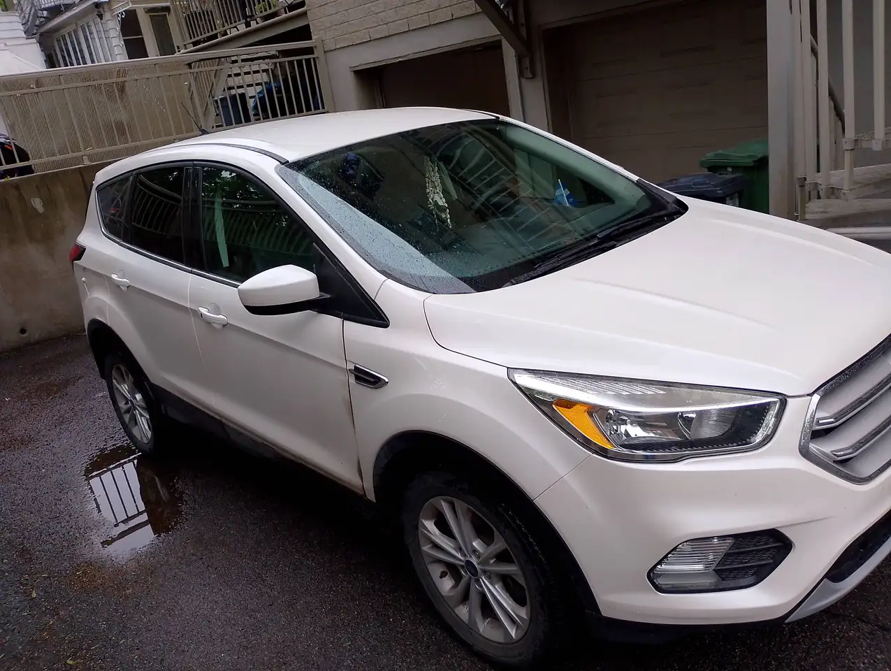 Ford Escape снимка Ford Escape