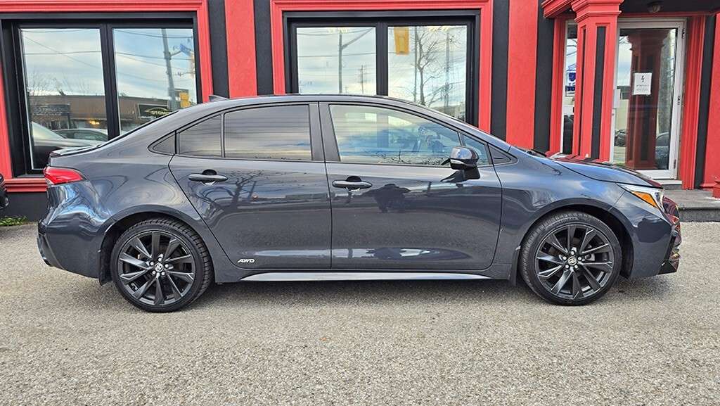 2023 Toyota Corolla Hybrid SE CVT AWD — снимка 1