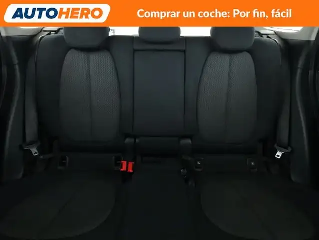 BMW X1 view 16