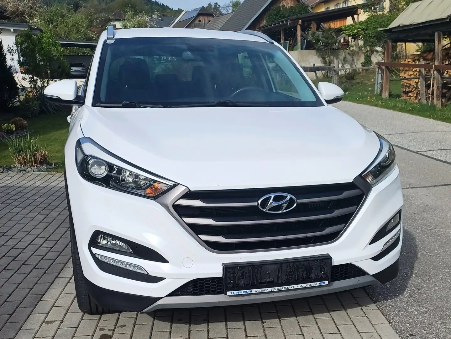 Hyundai TUCSON Tucson 1,7 CRDI Start-Stopp Go Go Weiß - 1