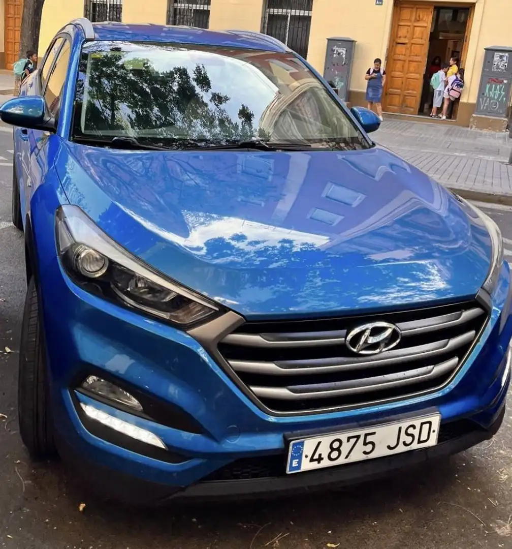 Hyundai TUCSON Essence Tucson 1.6 GDI BD Essence 4x2 131 Azul - 1