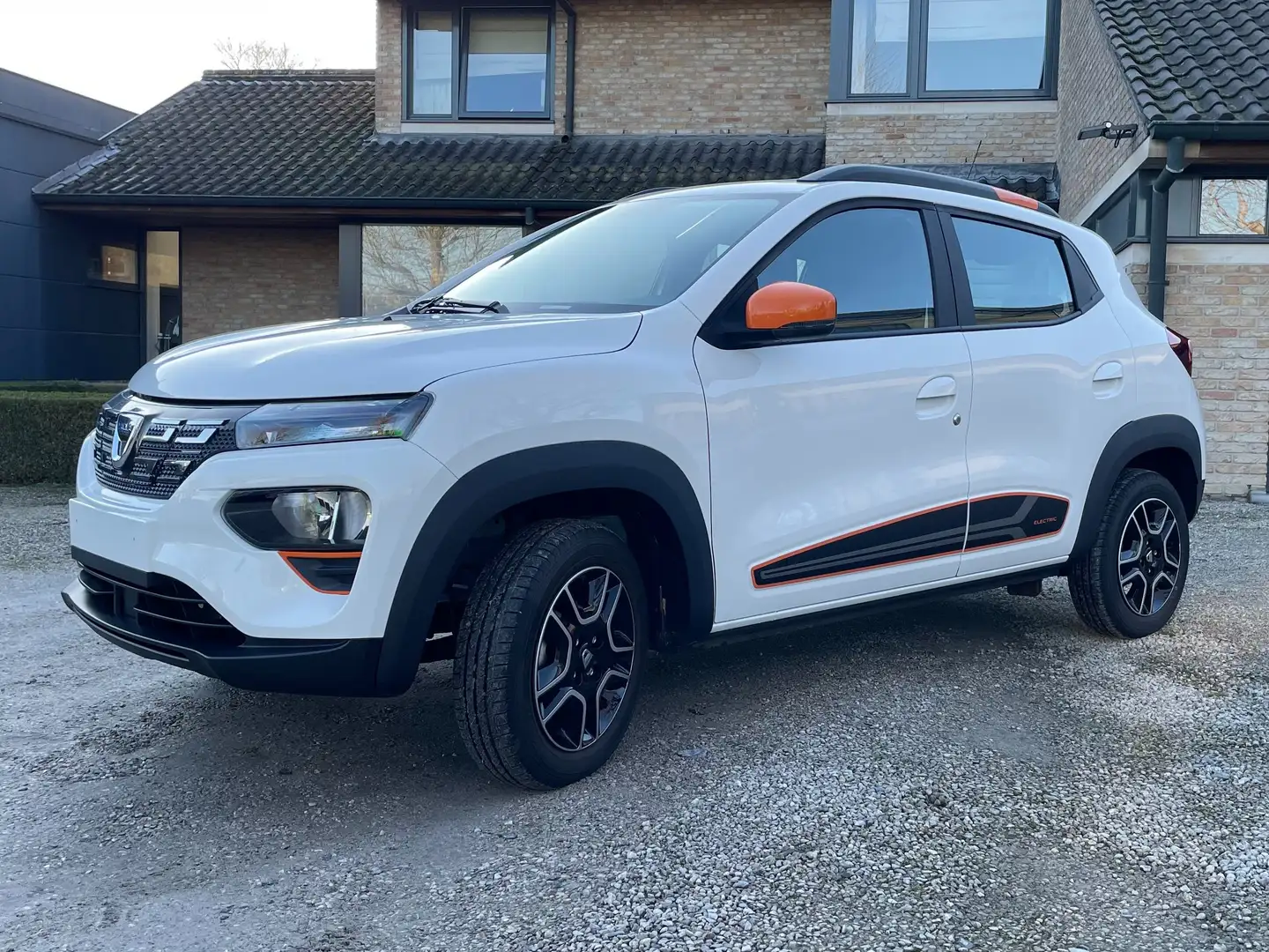 Dacia Spring 27.4 kWh Comfort Plus Wit - 2