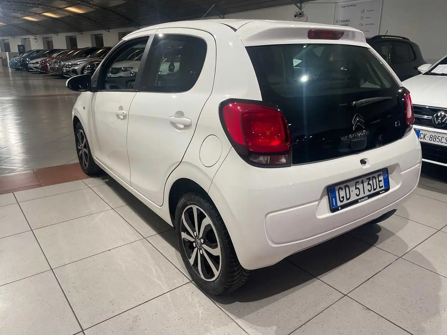 Citroen C1 2ª serie VTi 72 S&S 5 porte Feel Bianco - 2