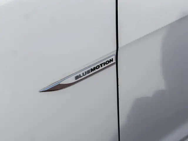 Volkswagen Golf view 17