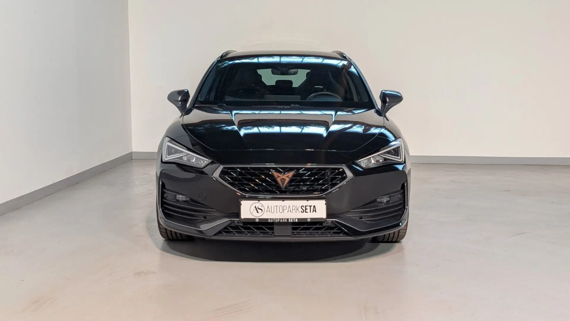 CUPRA Leon SP 1.5 eTSI DSG ACC*MEMO*BEATS*KAM*TRAVEL Zwart - 2