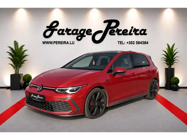 Volkswagen Golf view 2