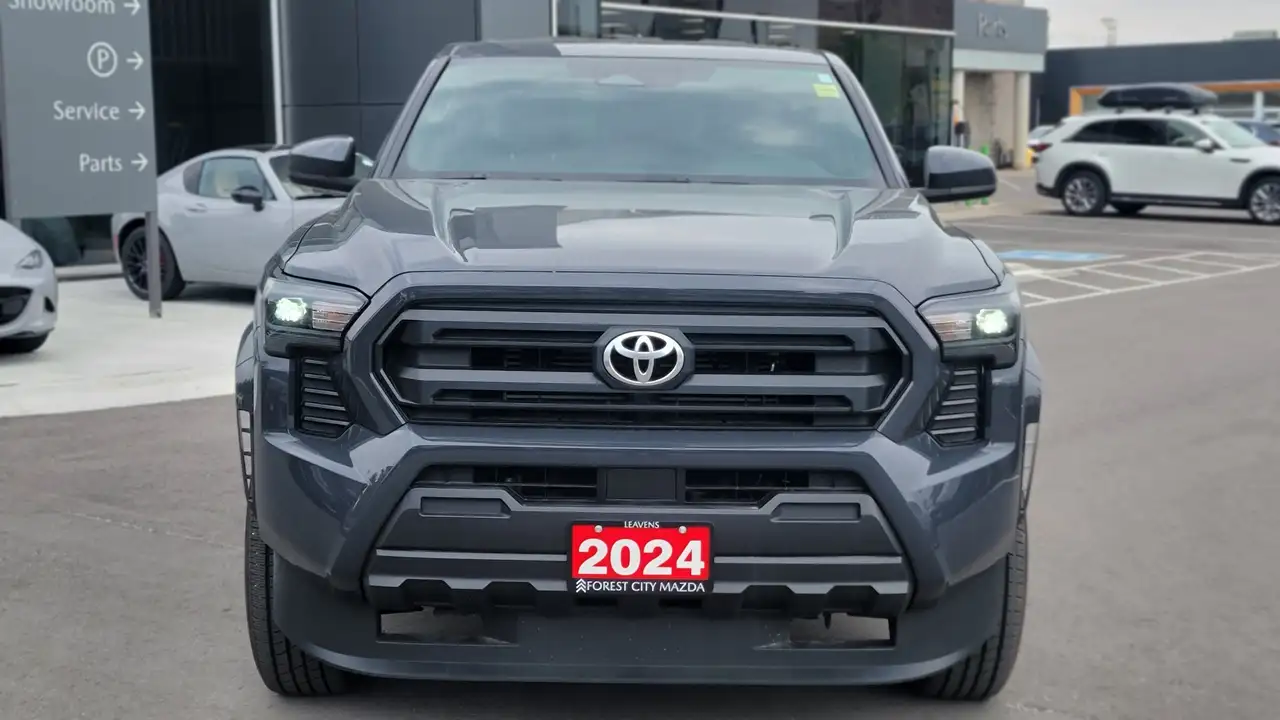 Toyota Tacoma снимка Toyota Tacoma