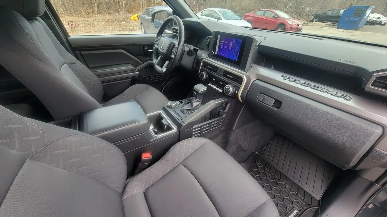 Toyota Tacoma снимка Toyota Tacoma