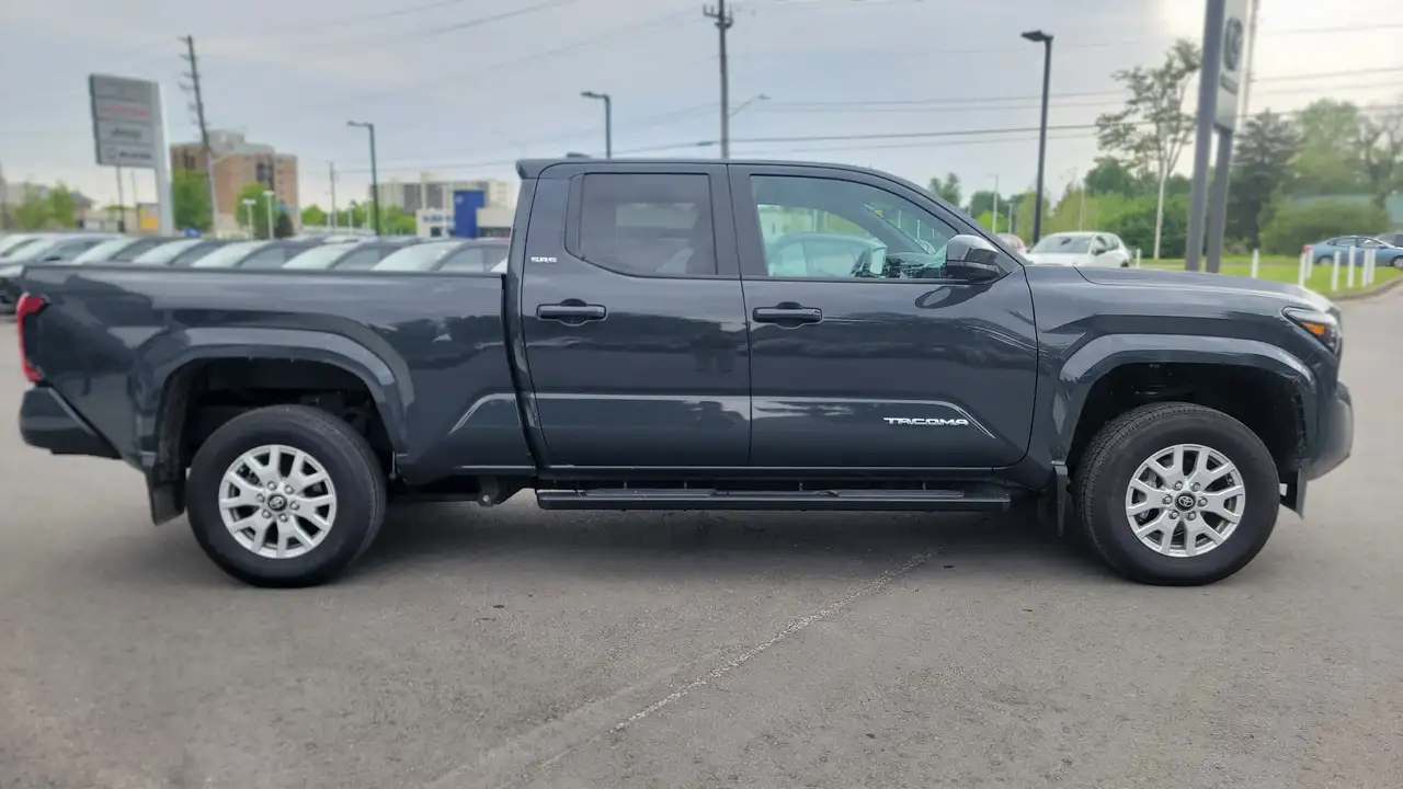 Toyota Tacoma снимка Toyota Tacoma