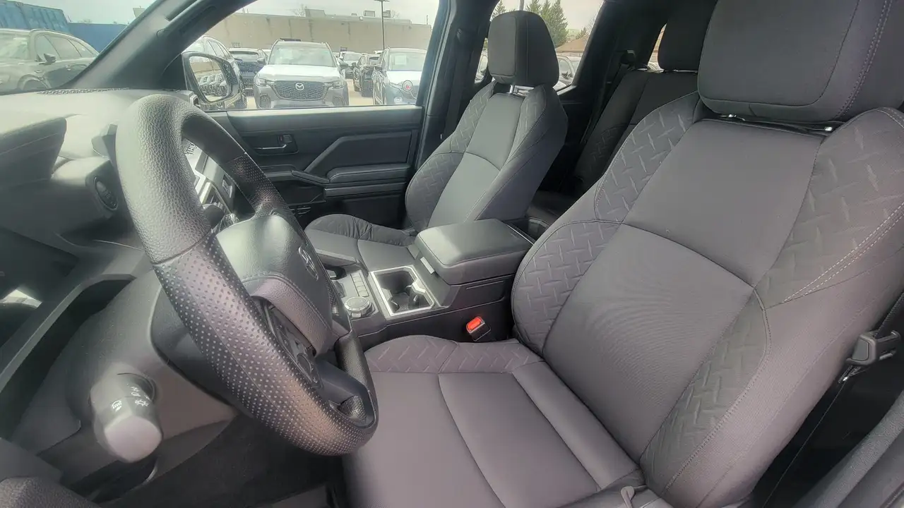 Toyota Tacoma снимка Toyota Tacoma