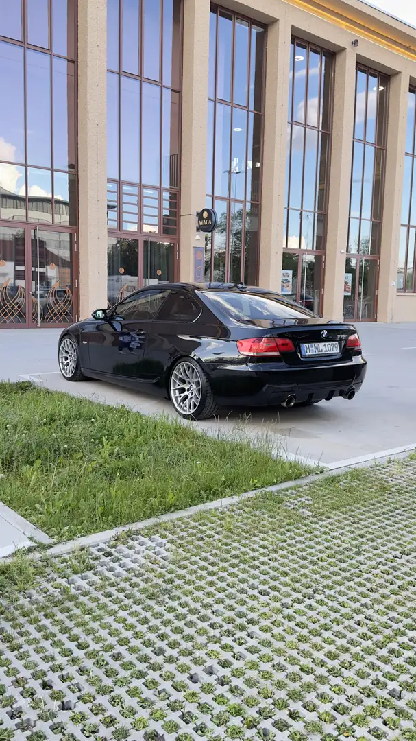 BMW 335 335i Schwarz - 1