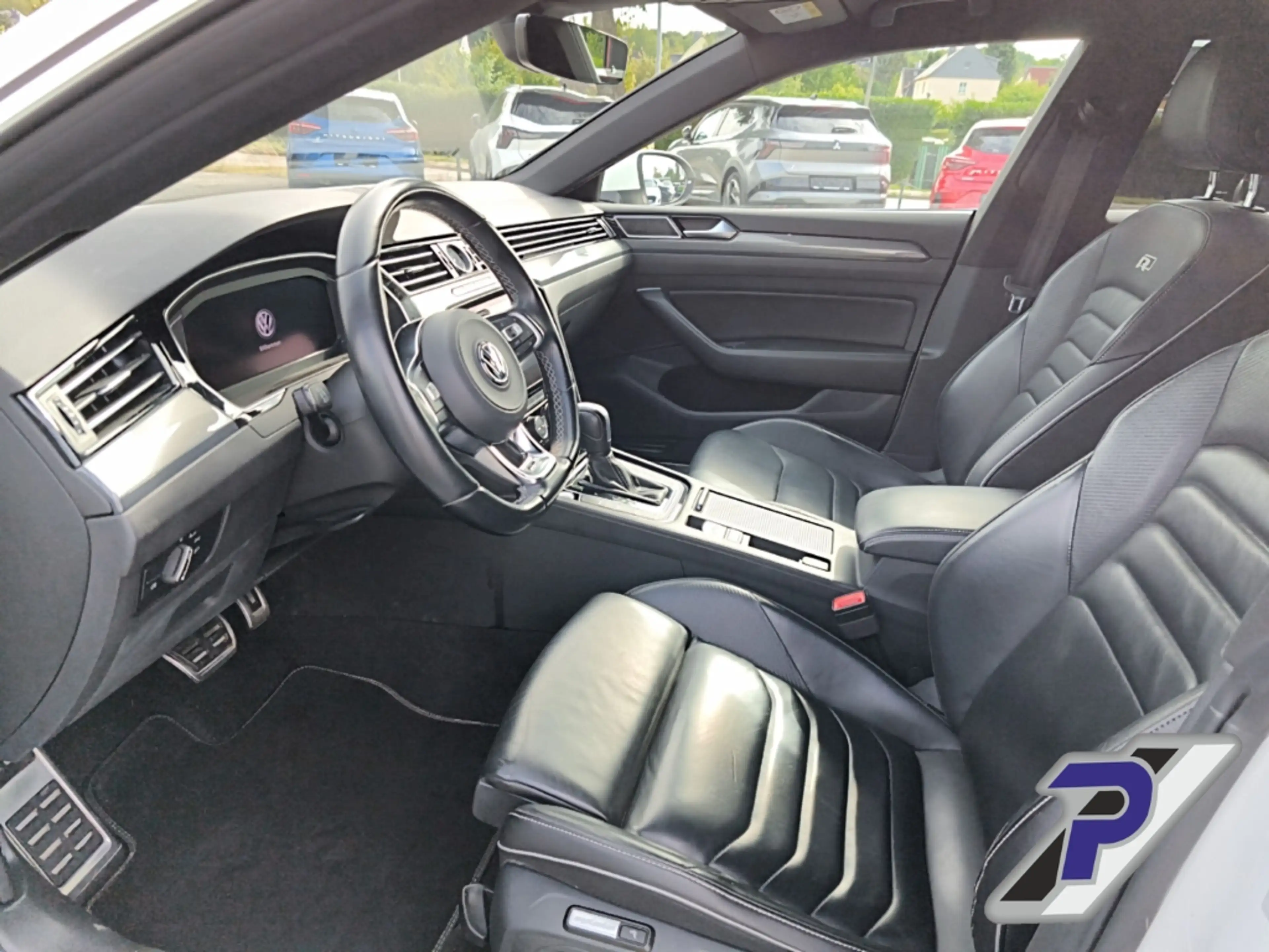 Volkswagen Arteon R-Line AHK+LED-LICHT+NAVI+3-ZONEN-KLIMA — photo 12