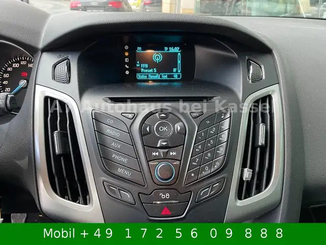 Ford Focus view 14