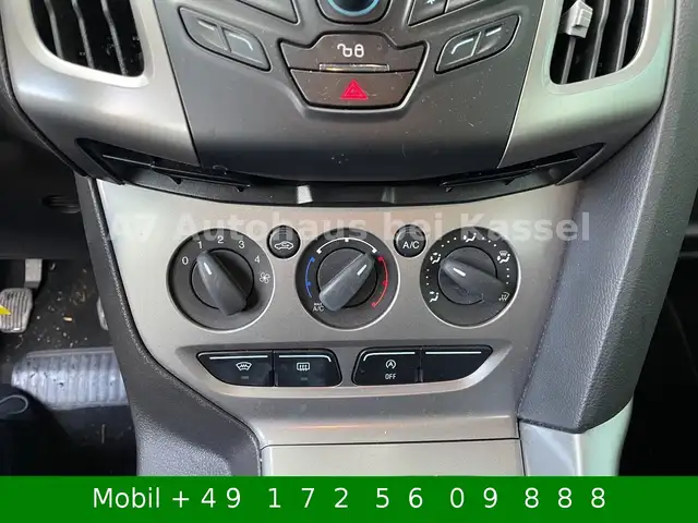 Ford Focus view 15