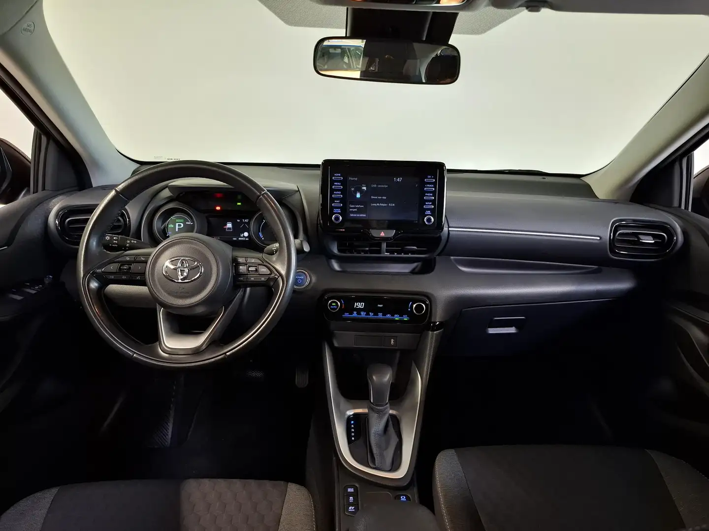 Toyota Yaris 1.5 Hybrid Dynamic | Keyless | LED | Carplay | Dea Rood - 2