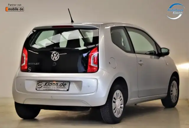 Volkswagen Up! view 6