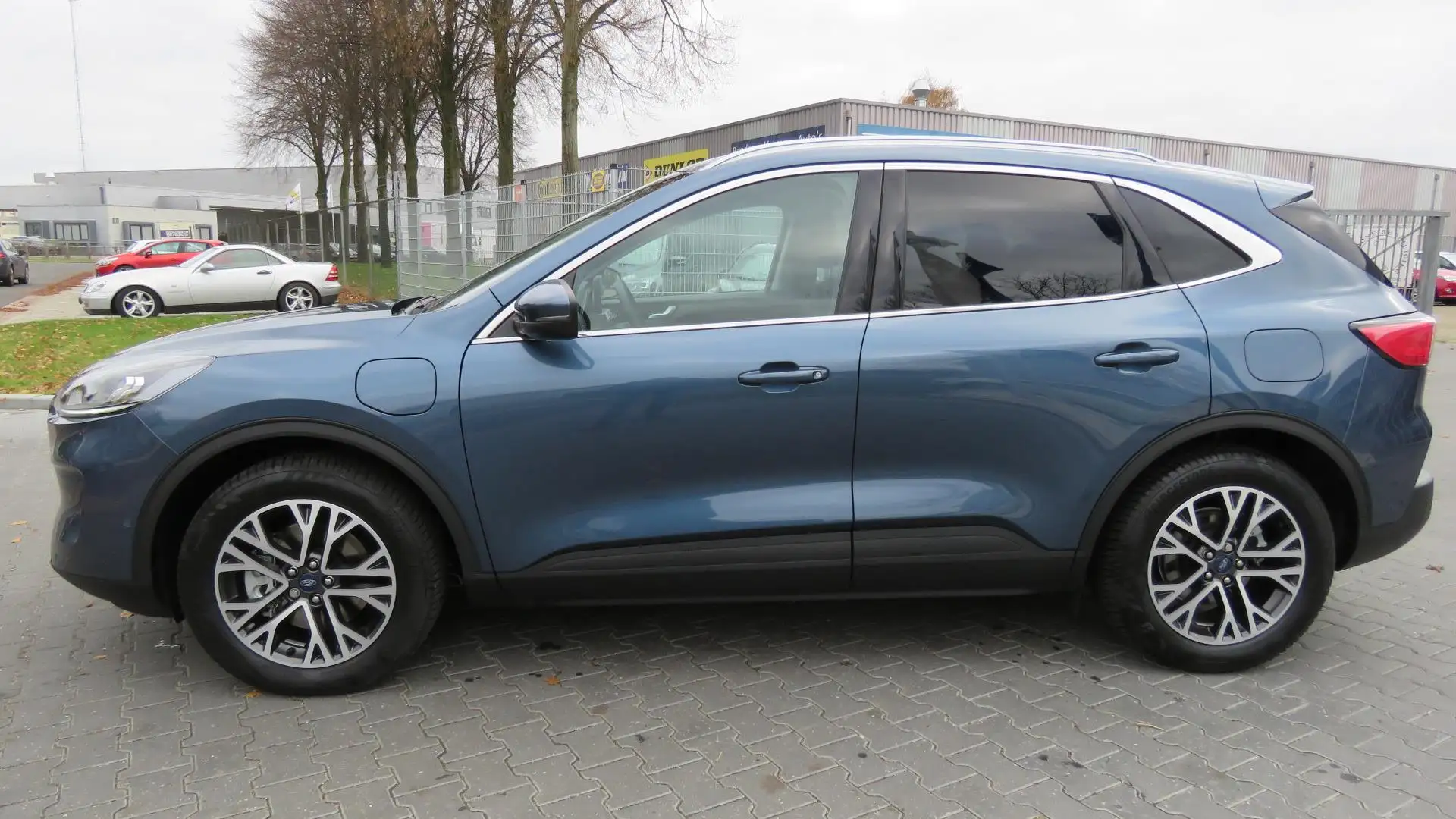 Ford Kuga 2.5 PHEV Titanium X ADAPTIEVE CRUISE, CLIMA, AFNEE Blauw - 2