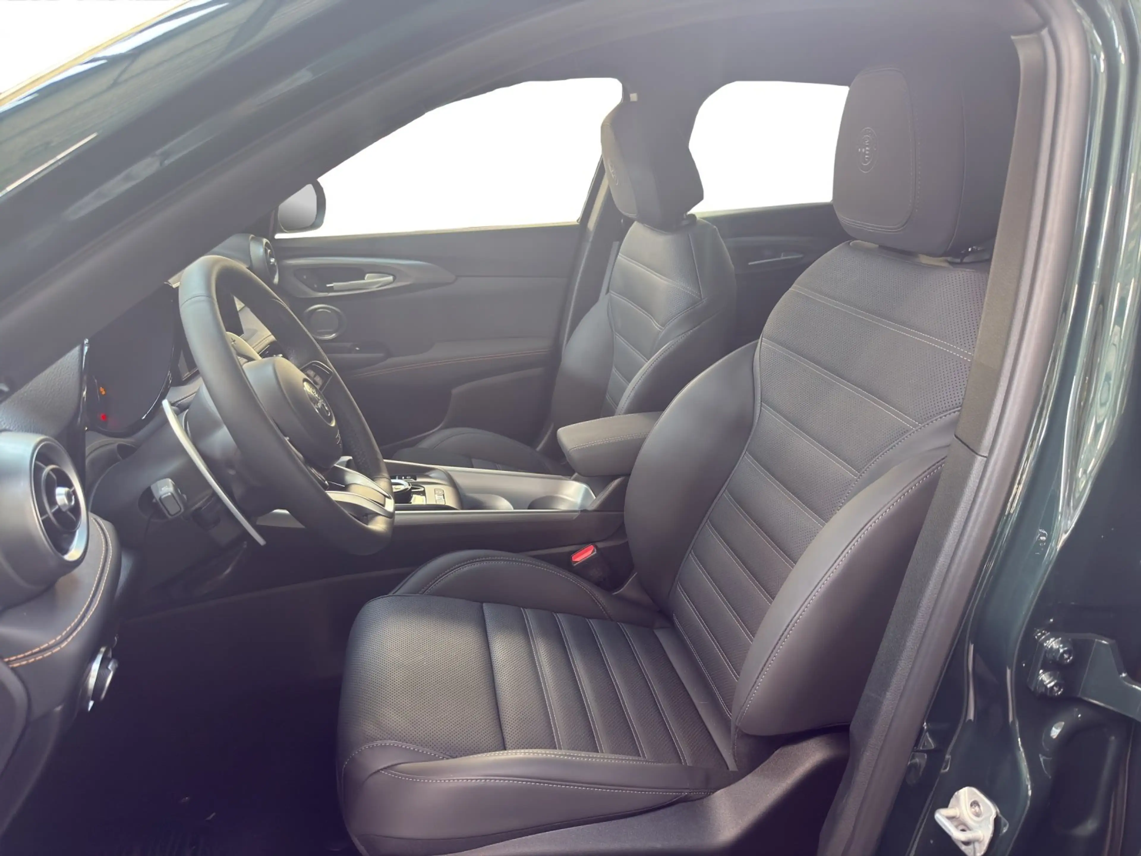 Alfa Romeo Tonale Ibrida Veloce 175 *360°*HARMAN KARDON*TECH — photo 11