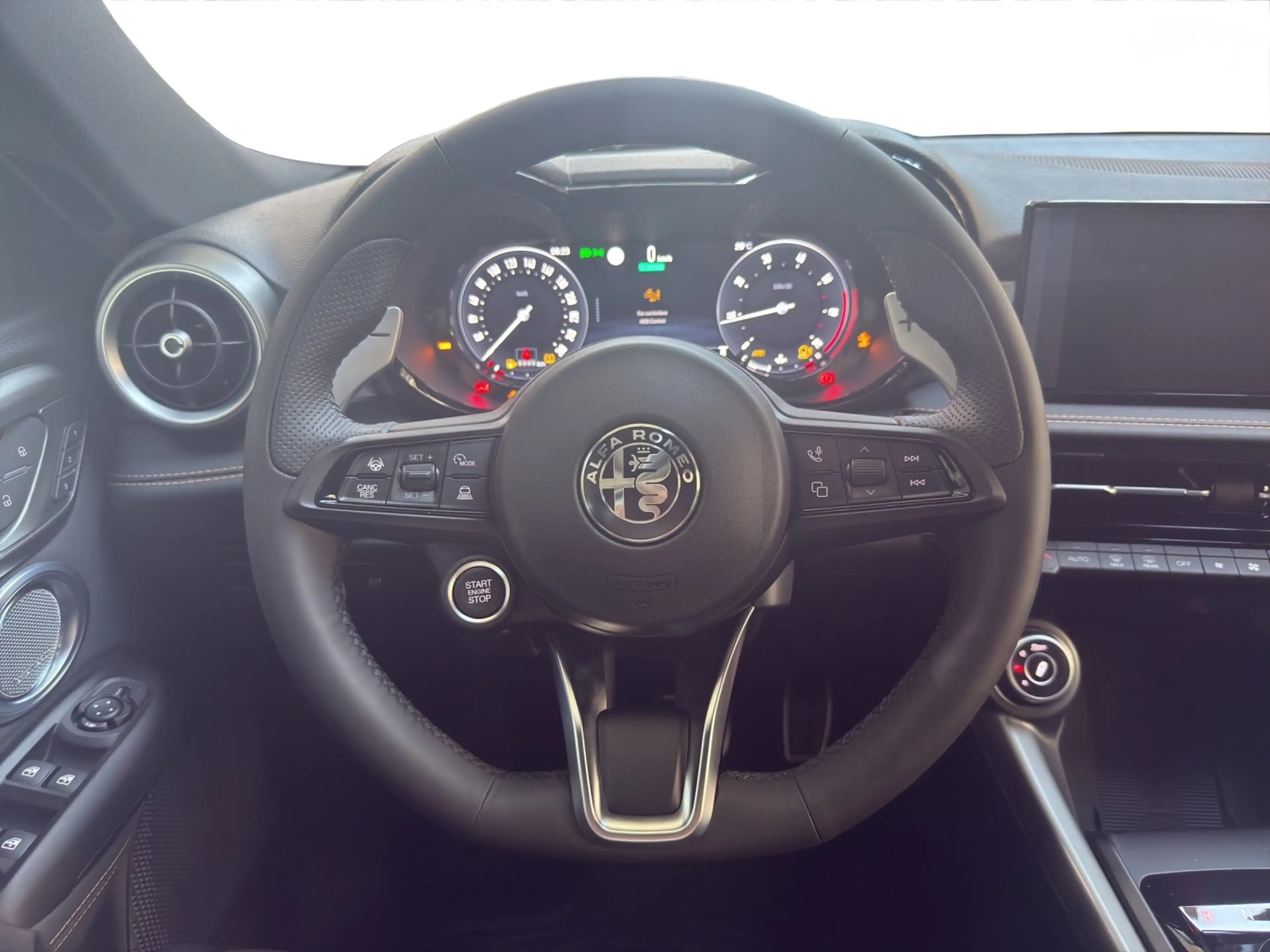 Alfa Romeo Tonale Ibrida Veloce 175 *360°*HARMAN KARDON*TECH — photo 12