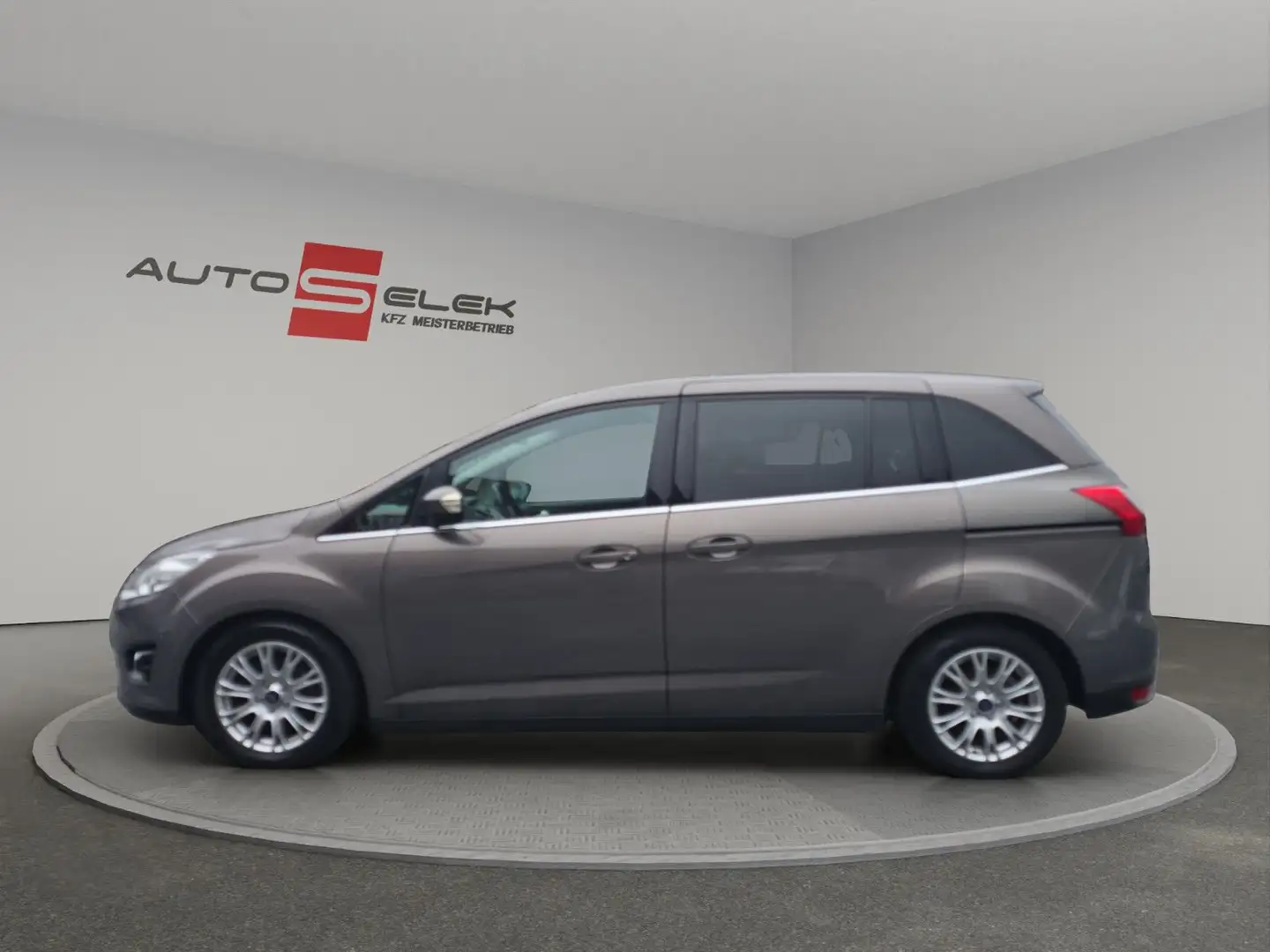 Ford Grand C-Max Grand C-MAX Titanium 7-SITZER AUTOMATIK TEMPOMAT Brun - 2