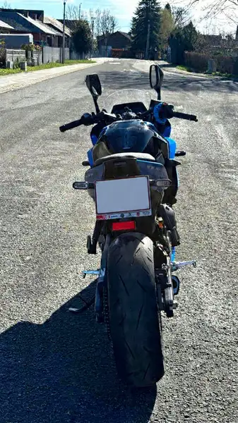 Suzuki GSX 8R - foto 3