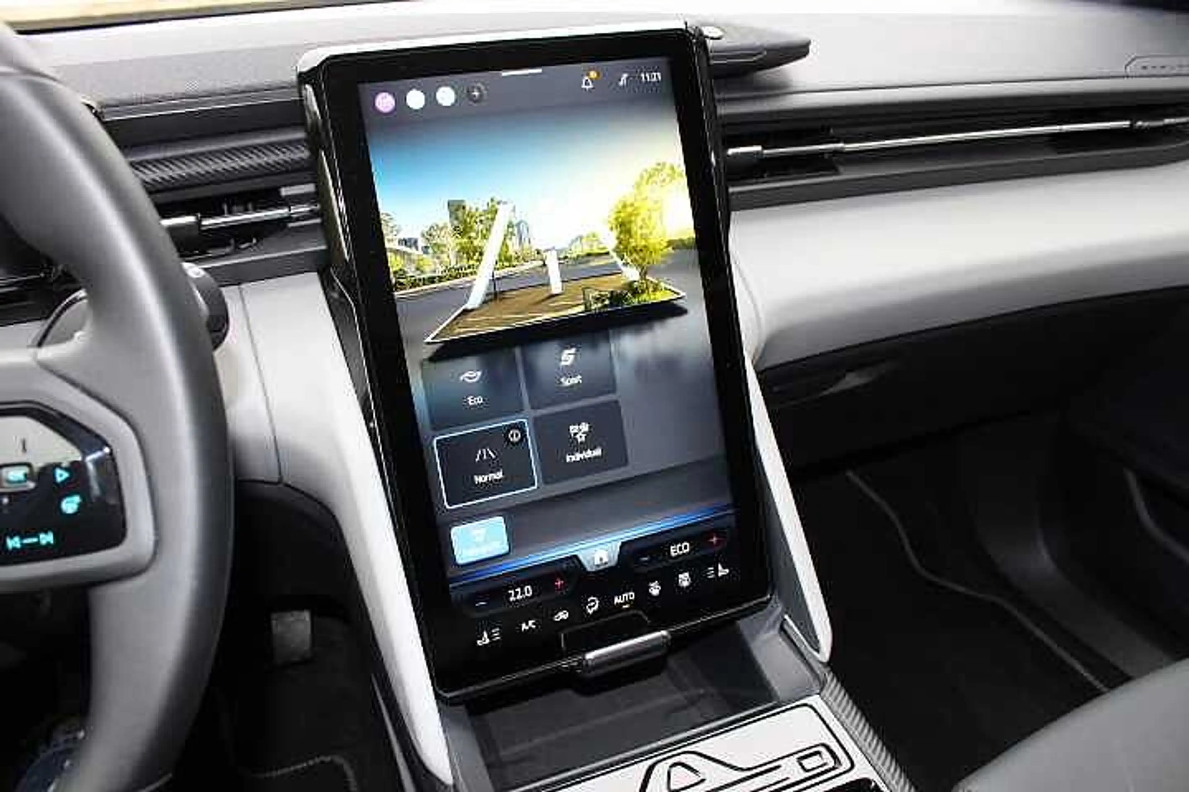 Ford Explorer Premium 77kWh Range Ext. RWD PANO AHK — photo 18