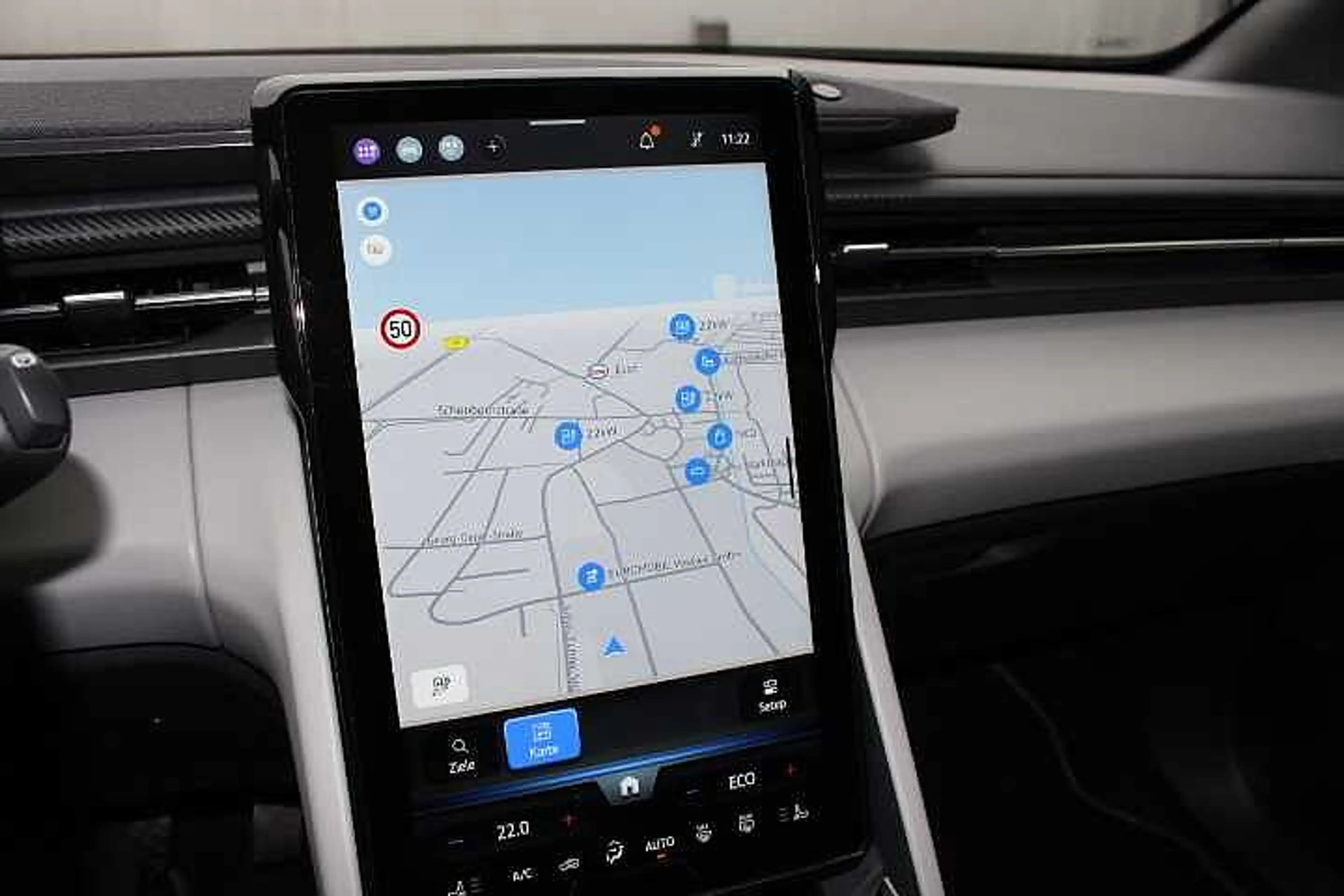 Ford Explorer Premium 77kWh Range Ext. RWD PANO AHK — photo 9