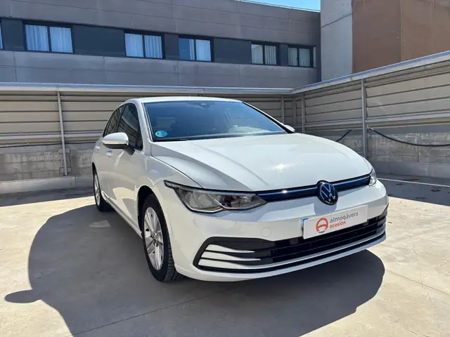 Volkswagen Golf LIFE ETSI 1.0 MHEV 110CV DSG 5P