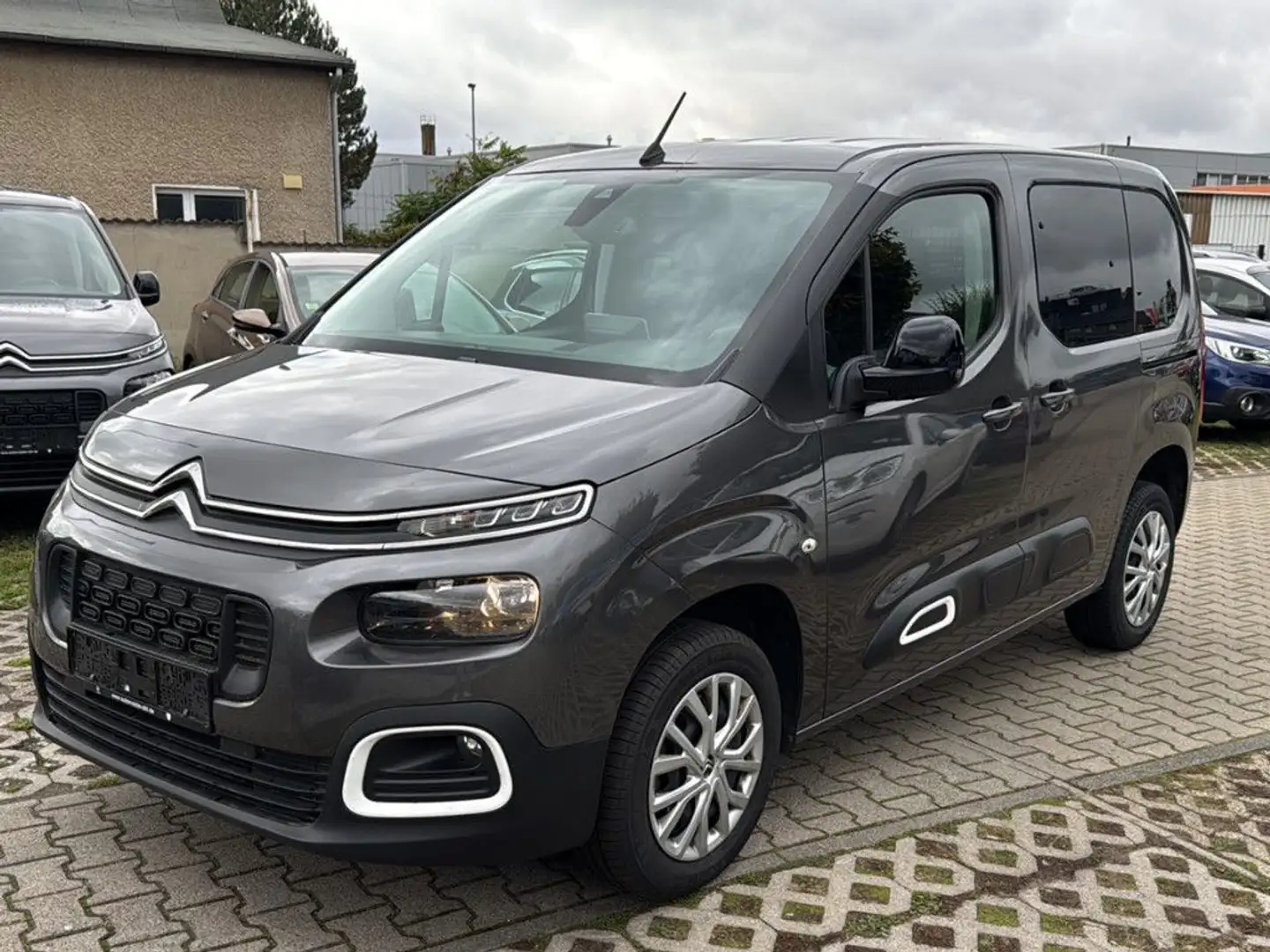 Citroen Berlingo MPV Feel M Gris - 1