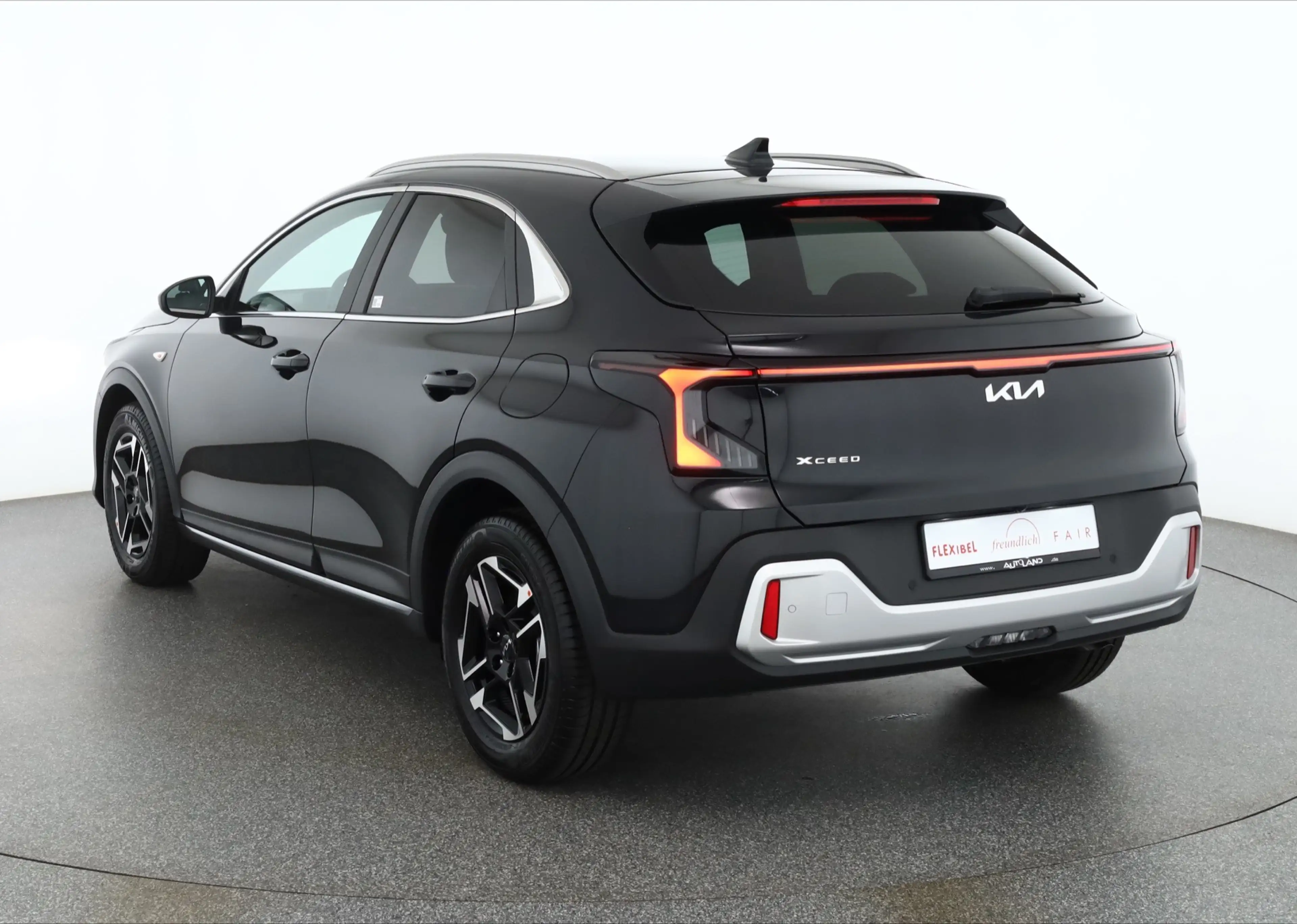 Kia XCeed 1.6 T-GDI Aut. n. Modell LED Navi Kamera — photo 3
