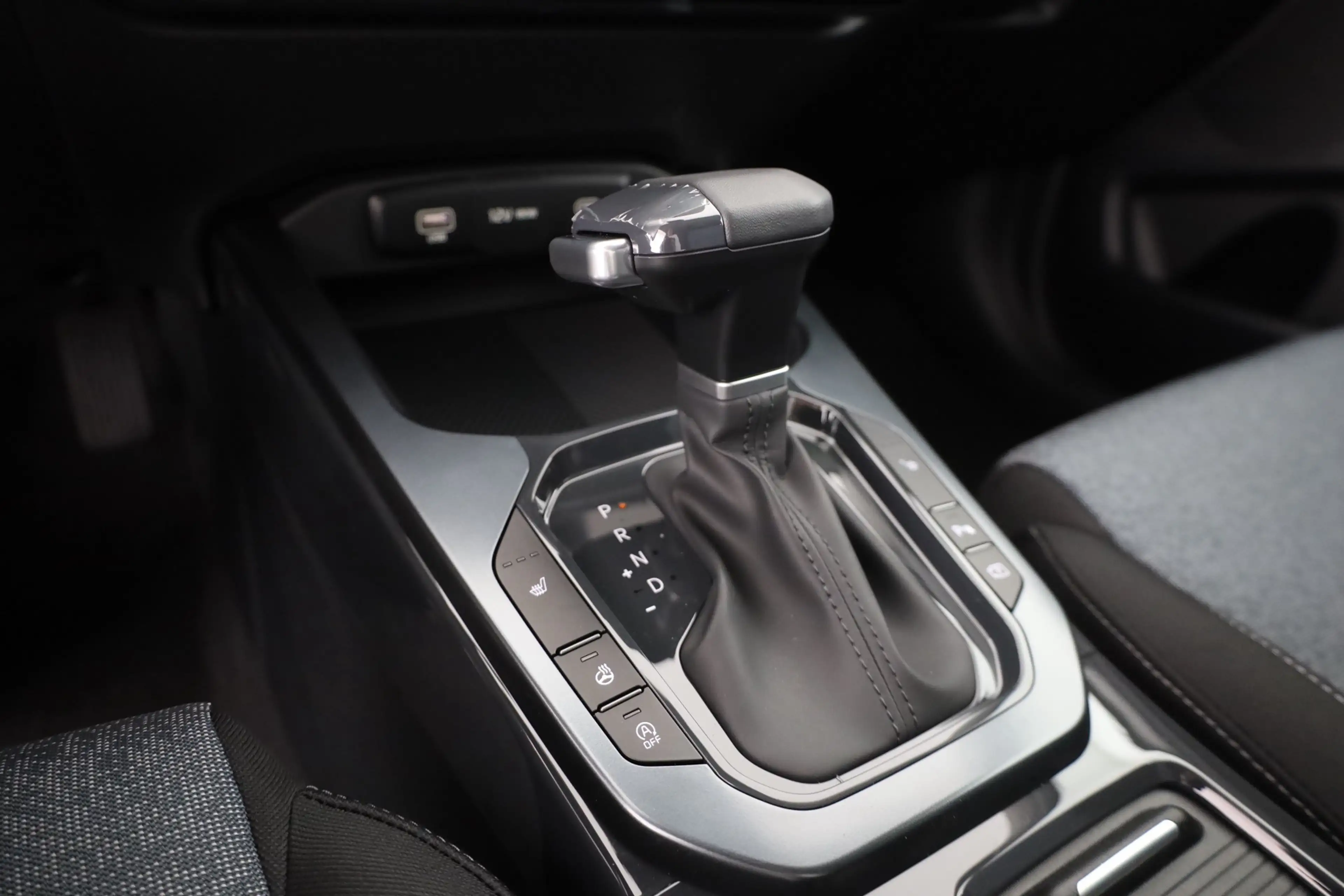 Kia XCeed 1.6 T-GDI Aut. n. Modell LED Navi Kamera — photo 14