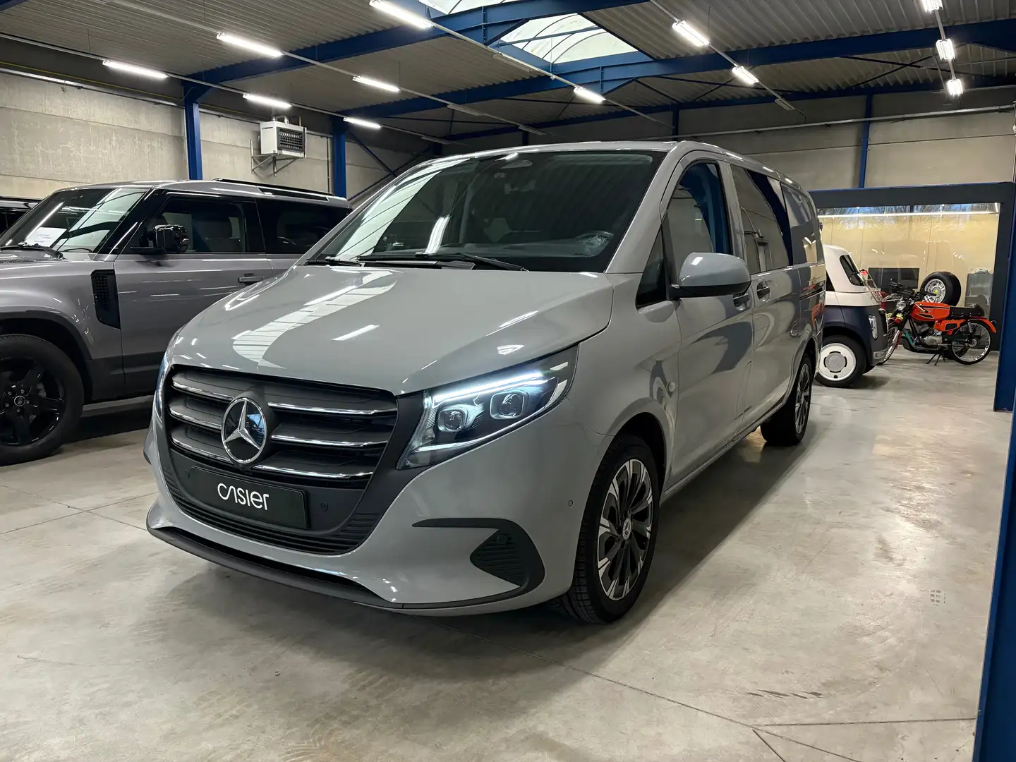 Mercedes-Benz Vito 116 CDI Mixto Lang Aut. SELECT l Leather l Blind S Gris - 1