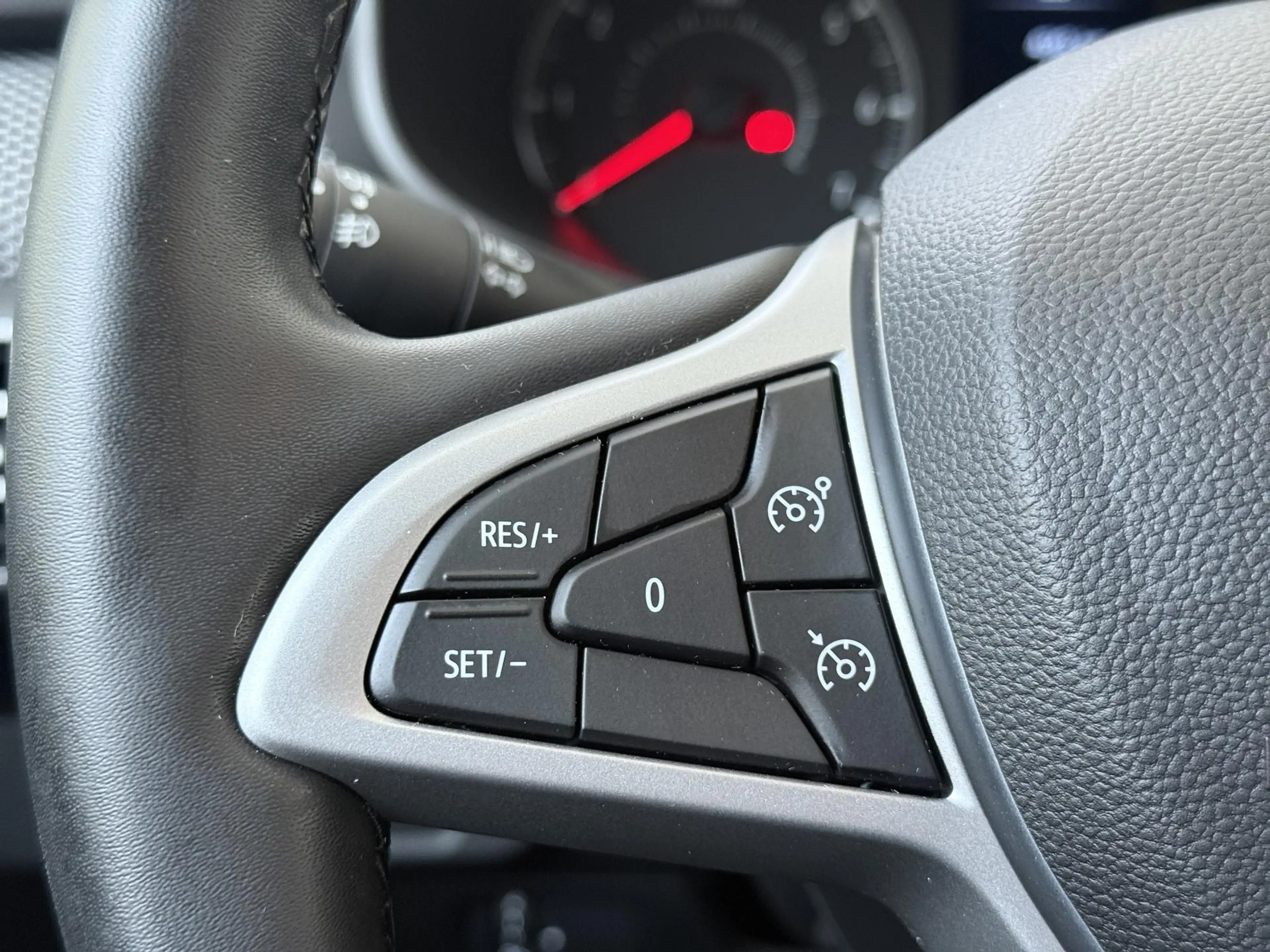 Dacia Sandero 1.0 TCe 90 PK Expression PDC Voor en Achter | Airc — photo 12