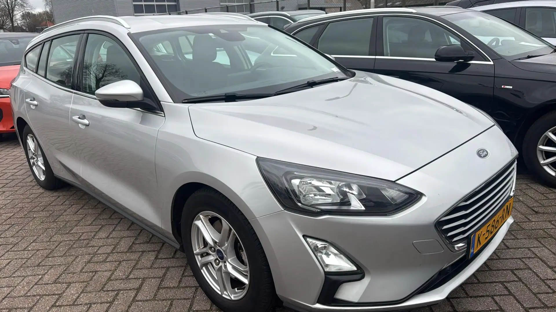 Ford Focus Wagon 1.0 EcoBoost Hybrid Trend Edition Business | Gris - 1