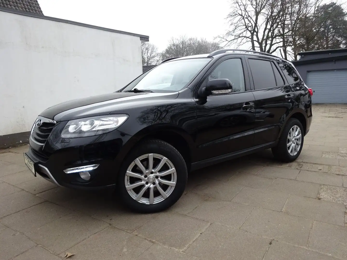 Hyundai SANTA FE 2.2 CRDi Premium/2-Hand/Klimaautomatic/ Negru - 1