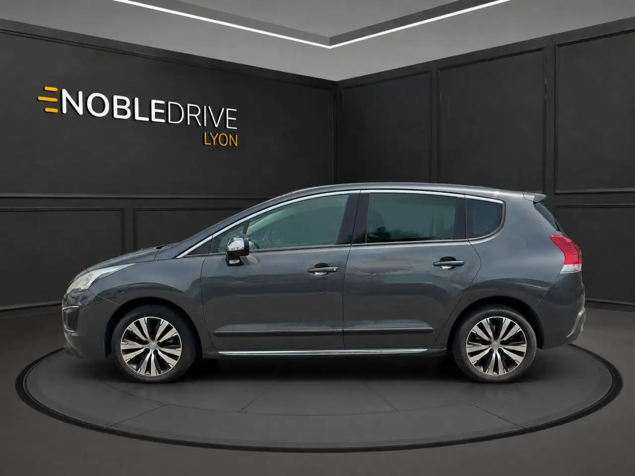 Peugeot 3008 3008 Hybrid — photo 3