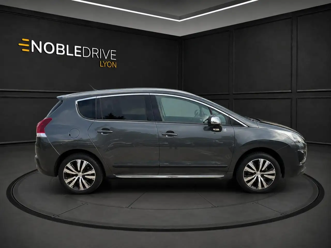 Peugeot 3008 3008 Hybrid — photo 4