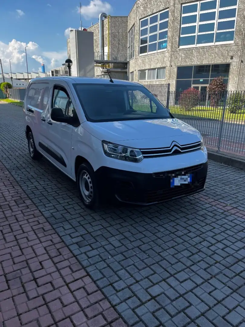 Citroen Berlingo BlueHDi 130 S&S Van XL Club Wit - 2