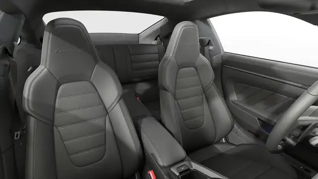 Porsche 911 view 7