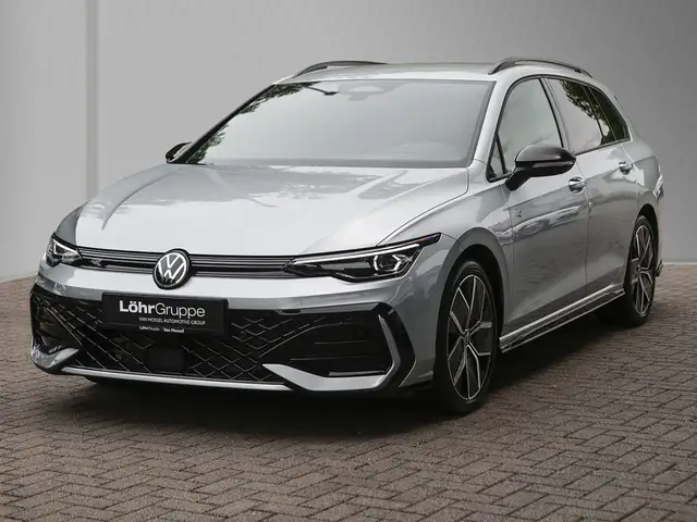 Volkswagen Golf view 2
