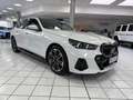 BMW 550 e xD M-Sport Pro*PANO*B&W*ICONIC*AHK*360° Weiß - thumbnail 3