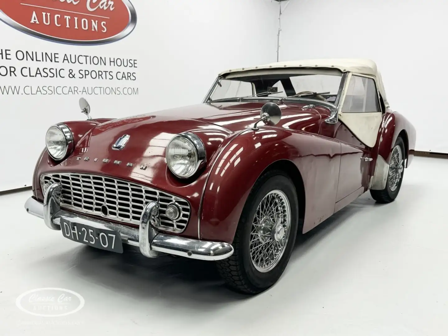 Triumph TR3 TR3A Convertible  - ONLINE AUCTION Roşu - 2