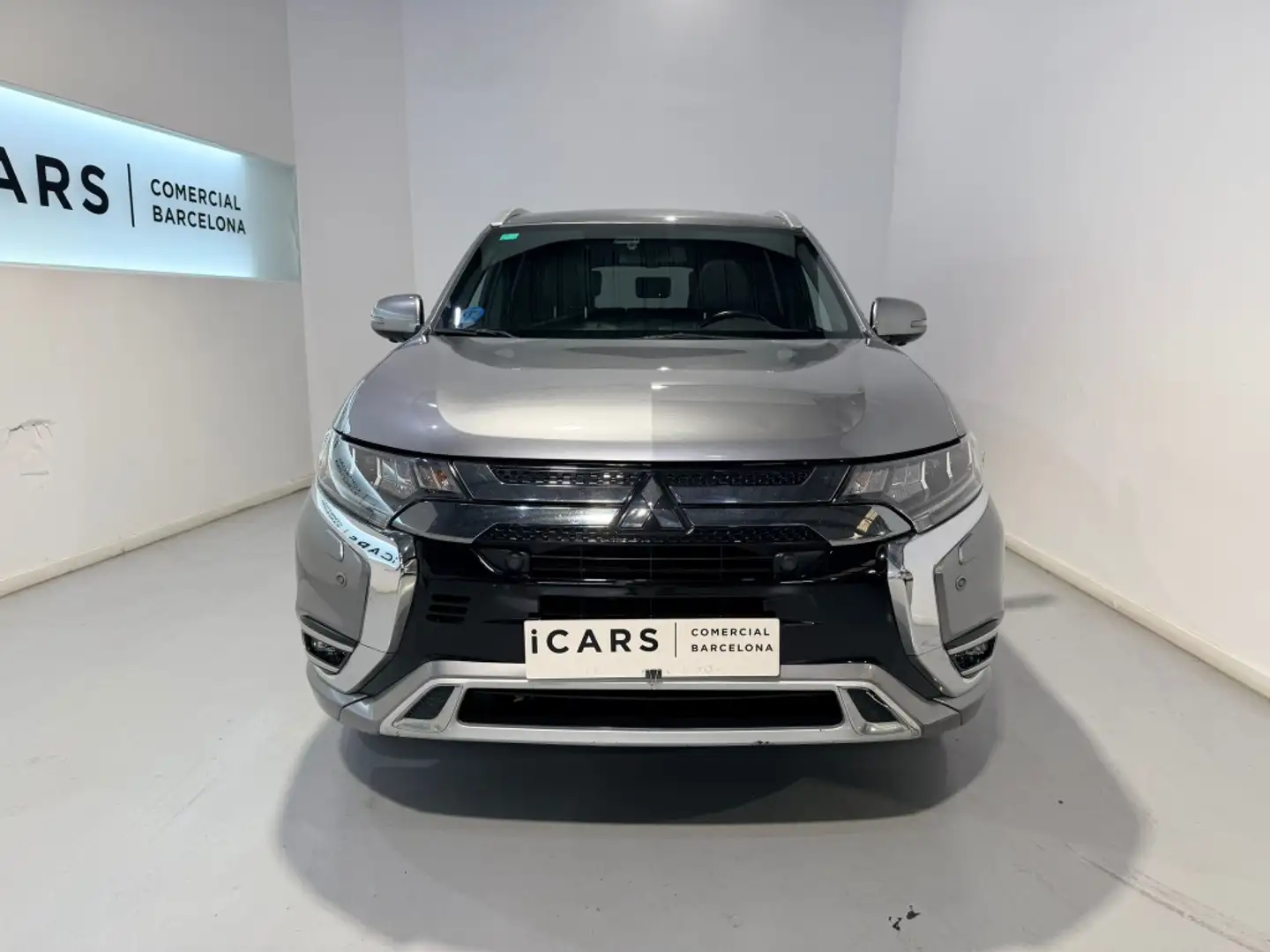 Mitsubishi Outlander PHEV Motion 4WD Gris - 2