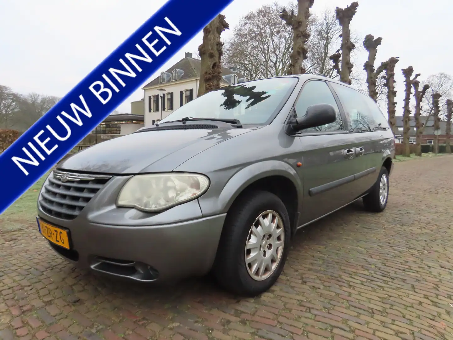 Chrysler Grand Voyager 2.8 CRD Business Edition Automaat Ecc Cruisecontro Grijs - 1
