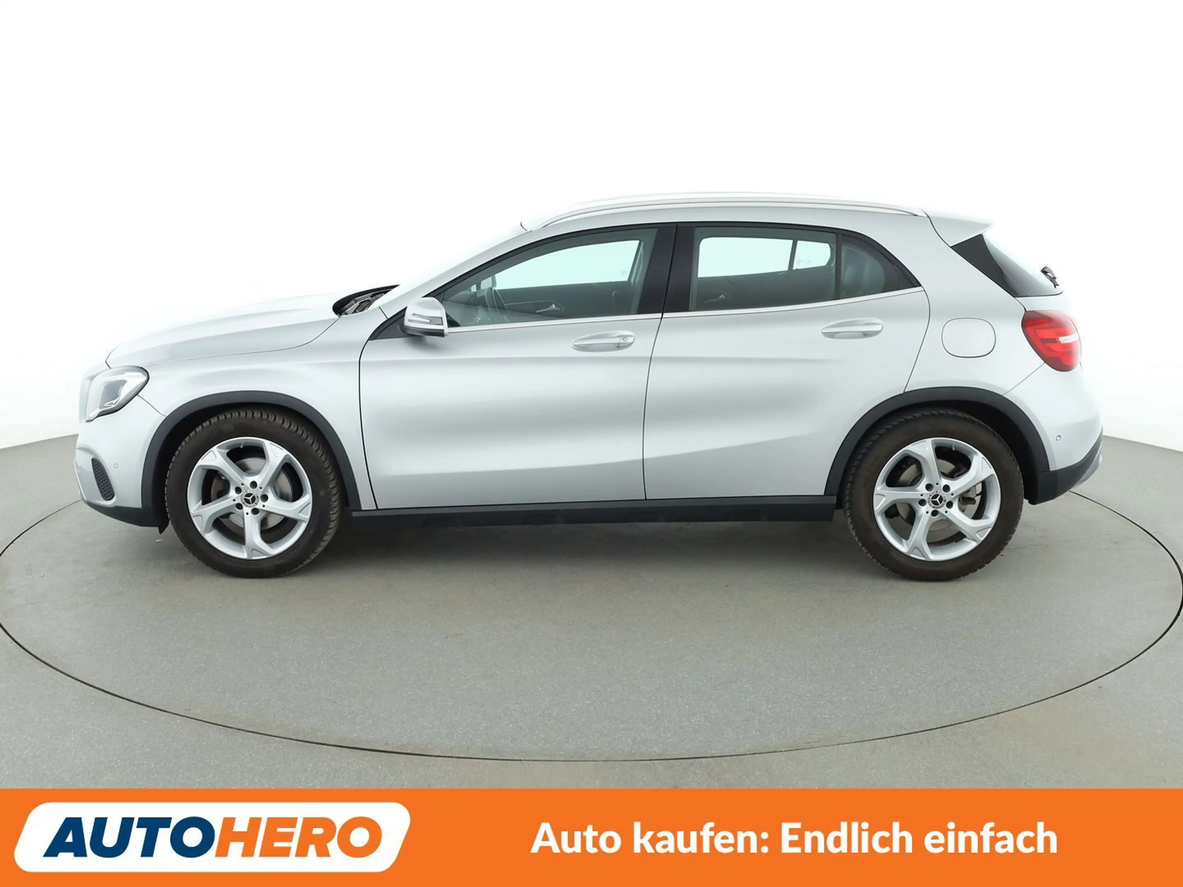 Mercedes-Benz GLA 180 Urban Aut.*LED*NAVI*TEMPO*CAM*PDC*SHZ*KLIMA* — photo 3