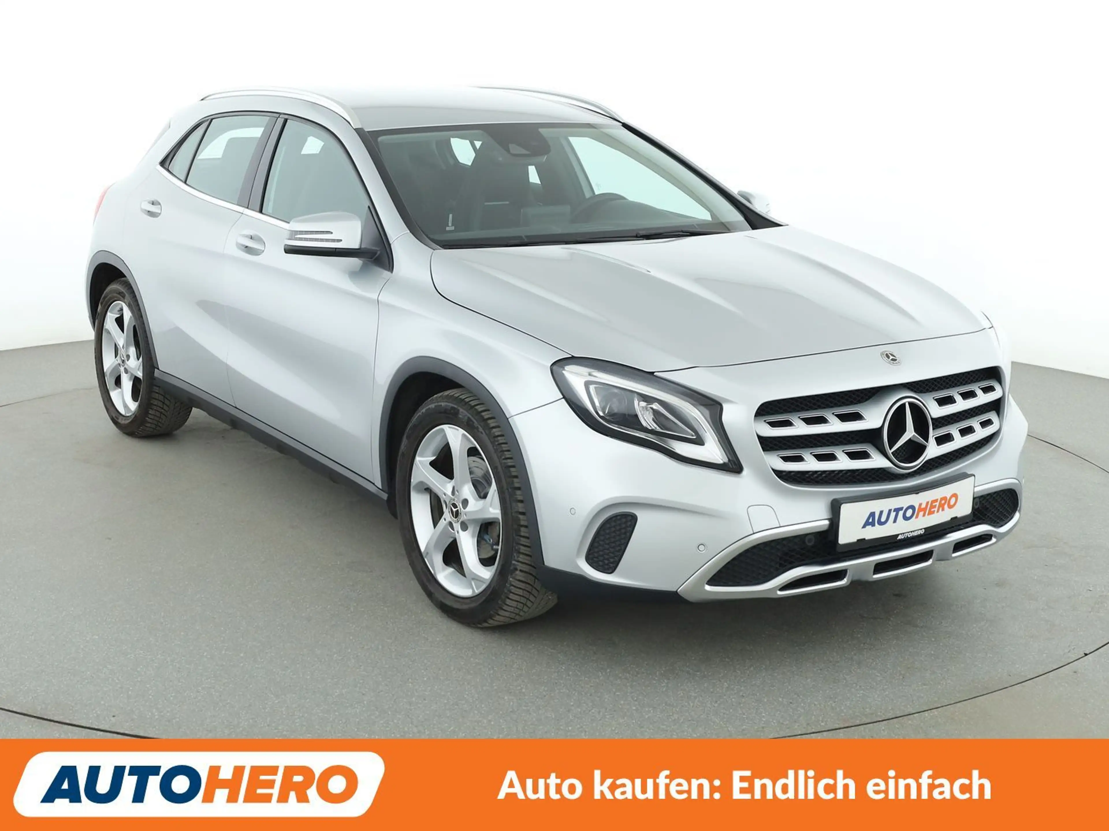 Mercedes-Benz GLA 180 Urban Aut.*LED*NAVI*TEMPO*CAM*PDC*SHZ*KLIMA* — photo 8