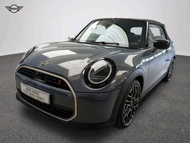 MINI Cooper S Cabrio Favoured