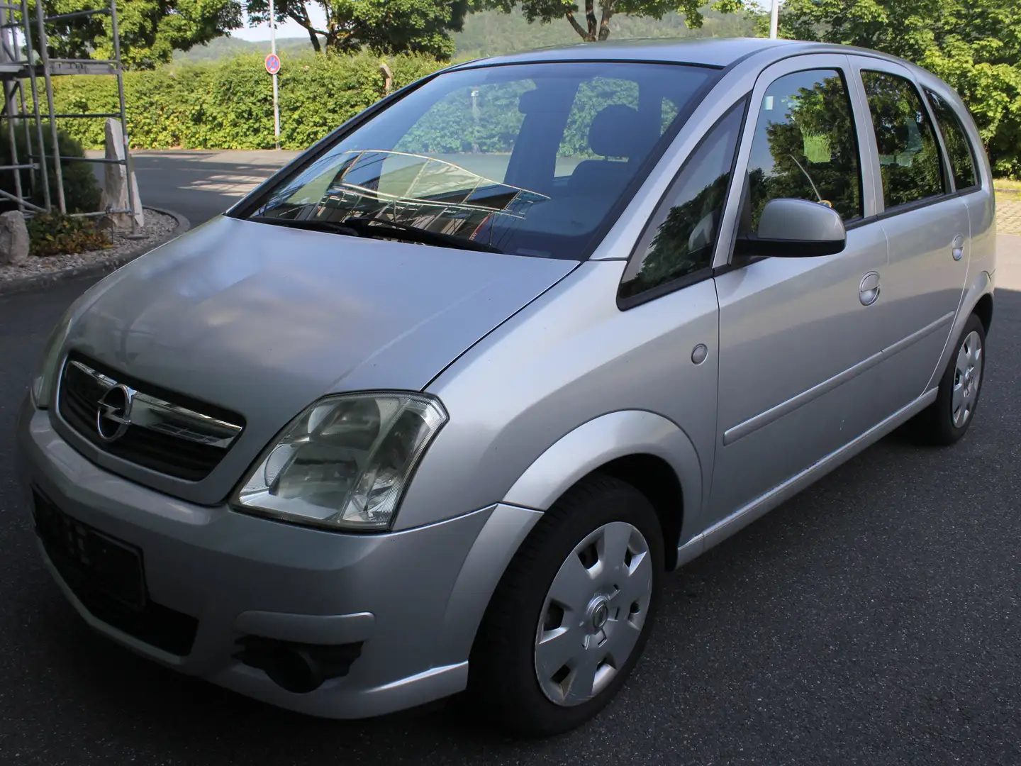 Opel Meriva 1.6 16V+KLIMA+AUX+8FACH+TÜV NEU Silber - 1