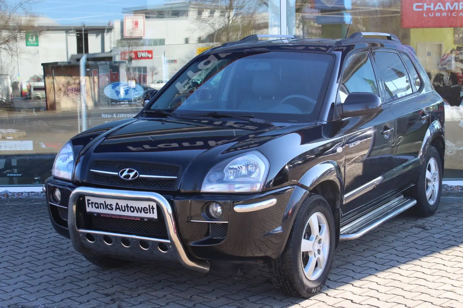 Hyundai TUCSON 2.0 GLS Schwarz - 2