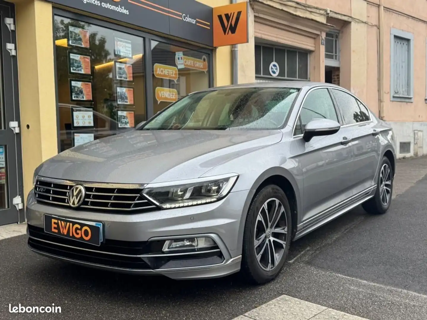 Volkswagen Passat 2.0 TDI 150 BLUEMOTION EXT R.LINE INT CONFORT LINE Šedá - 2